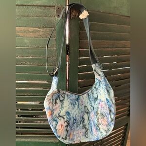 Baggu NWT medium crescent in Collina Strada Blue Thorns